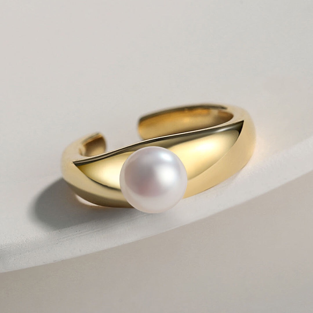 Luminous Arc Pearl Ring | Fiore Di Perle