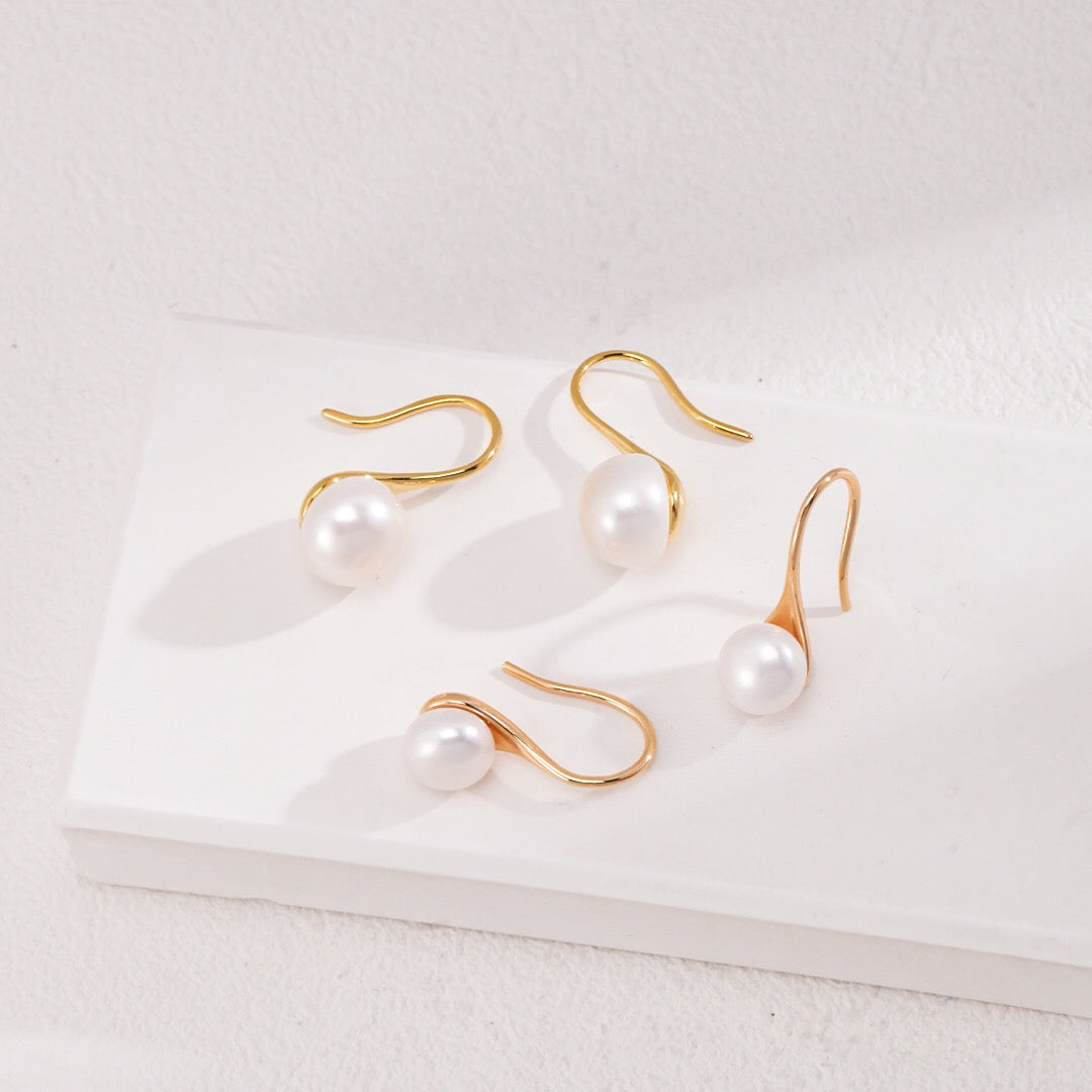 Elegant Teardrop Pearl Dangle Earrings | Fiore Di Perle